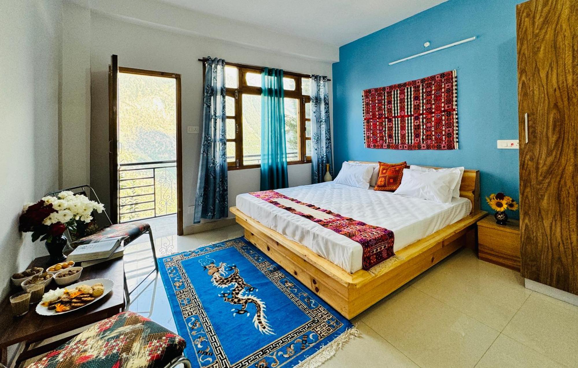 Pine View Retreat Homestay Кальпа Экстерьер фото