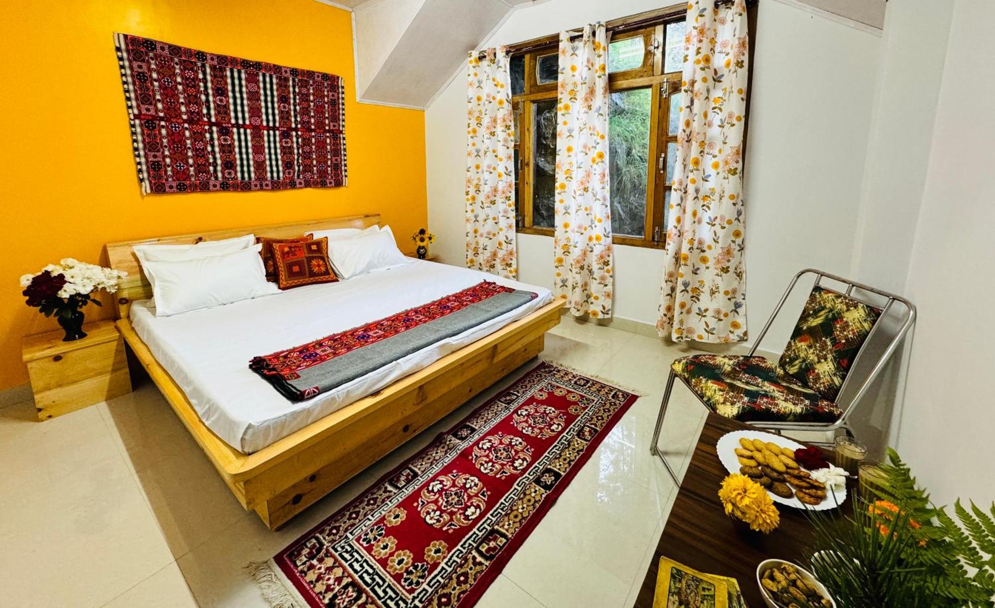 Pine View Retreat Homestay Кальпа Экстерьер фото